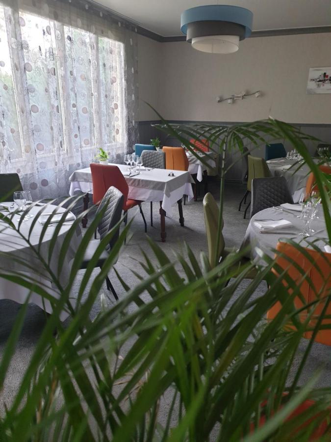 Logis Doubs Rivage Hotel Charette-Varennes Екстериор снимка