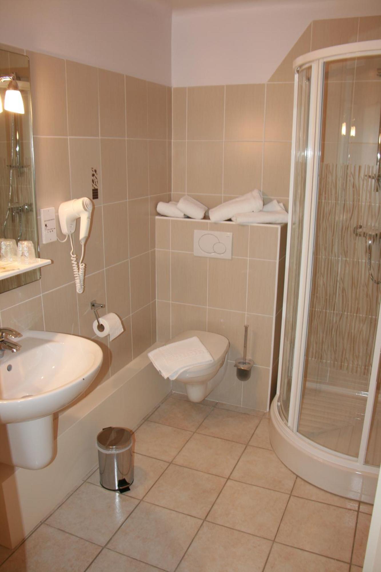 Logis Doubs Rivage Hotel Charette-Varennes Екстериор снимка